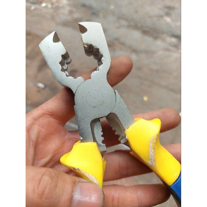 Kìm đa năng Pháp