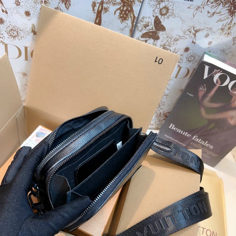 TÚI ĐEO CHÉO NAM NỮ .