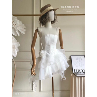 Đầm corset voan tầng