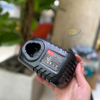Combo pin sạc  lithium 12V DCA