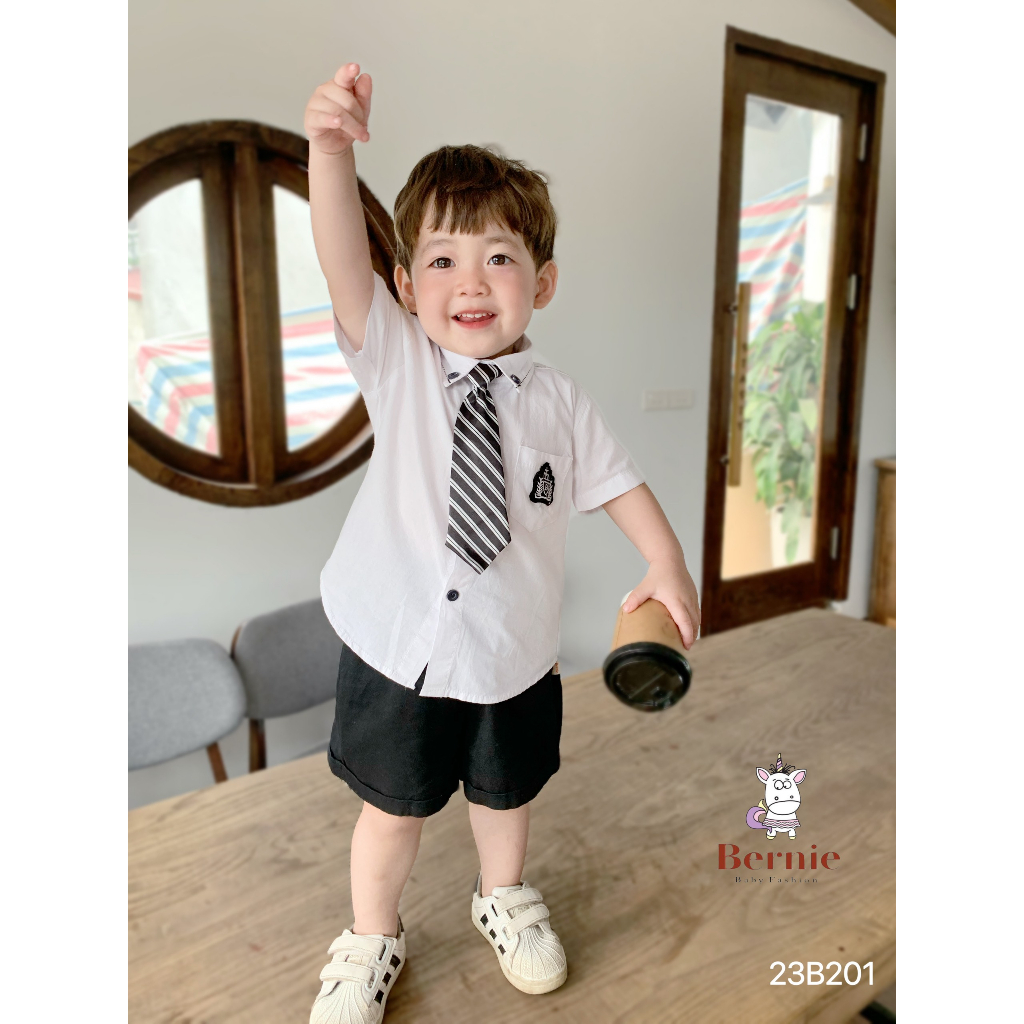 Set bộ sơ mi cộc tay đính tag kèm cà vạt kẻ Bernie cho bé