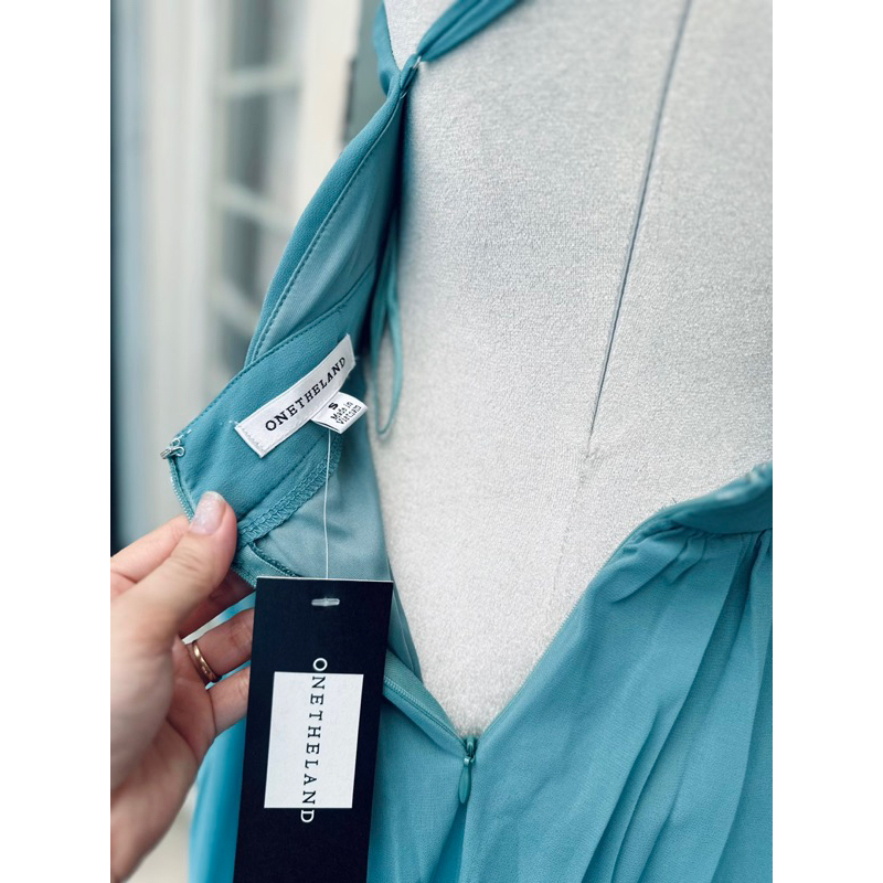 Đầm maxi OneTheLand voan chiffon sexy