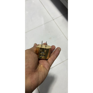 Cốc sạc điện thoại hai cổng usb