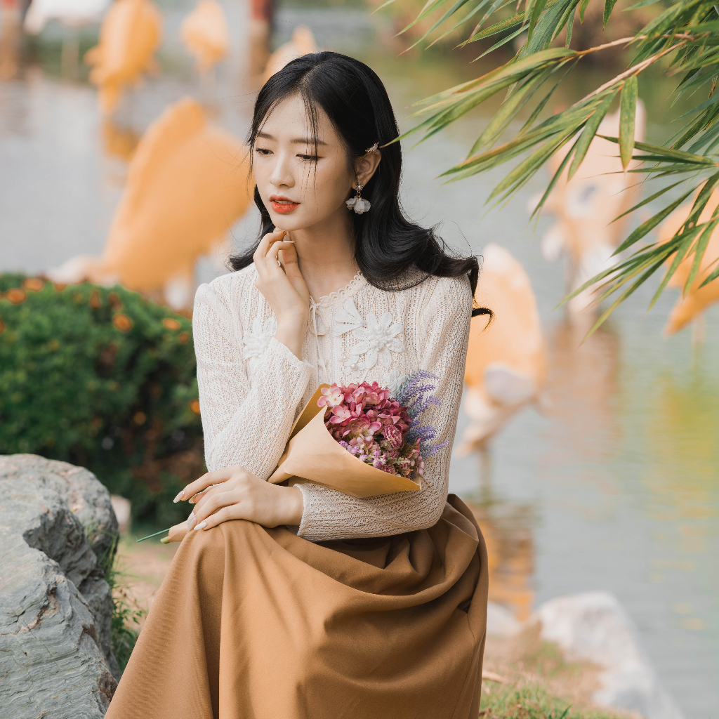 Áo sơ mi ren Maysi họa tiết thêu hoa