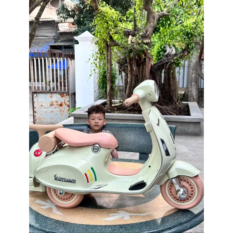 Xe vespa điện size đại Cho bé, xe Vespa điện đôi cho bé