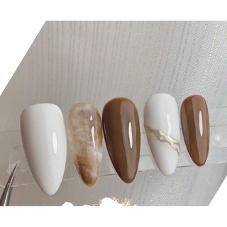 Nailbox thiết kế nâu loang phối viền