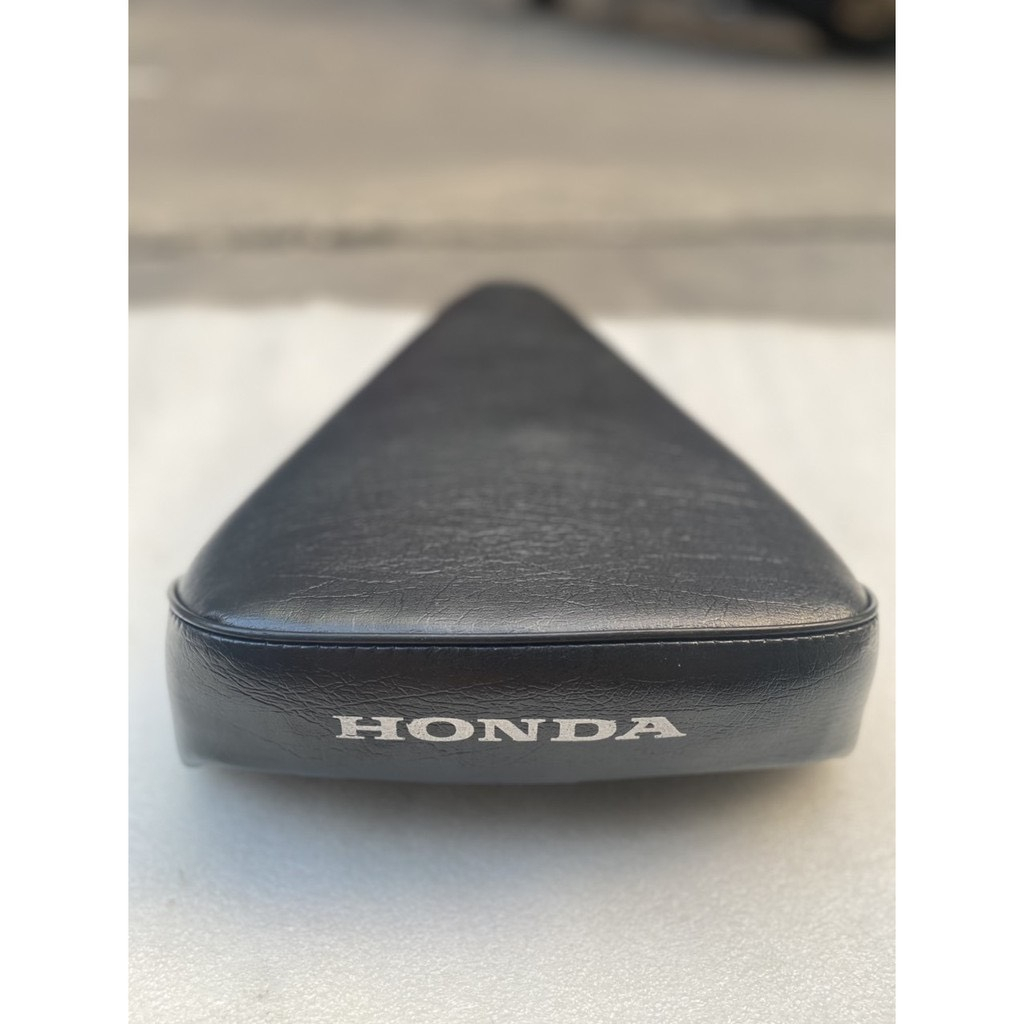 YÊN TRƯỚC XE CUB 81