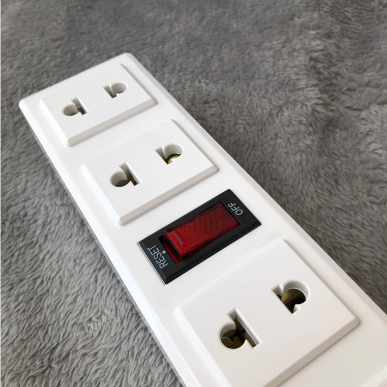 Ổ cắm Điện Quang ĐQ 001A-01 dây dài 2M và 5M  - Hàng chính hãng