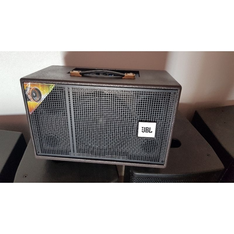 Loa xách tay công xuất lớn