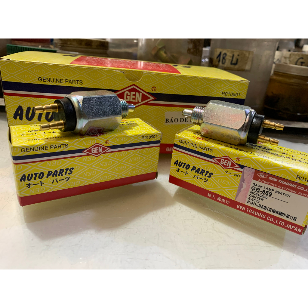 Cảm Biến Báo De, Công Tắc Báo Đèn Lùi, Báo De Xe Tải Hyundai 2,5Tấn, MightyII,.....Loại Xịn