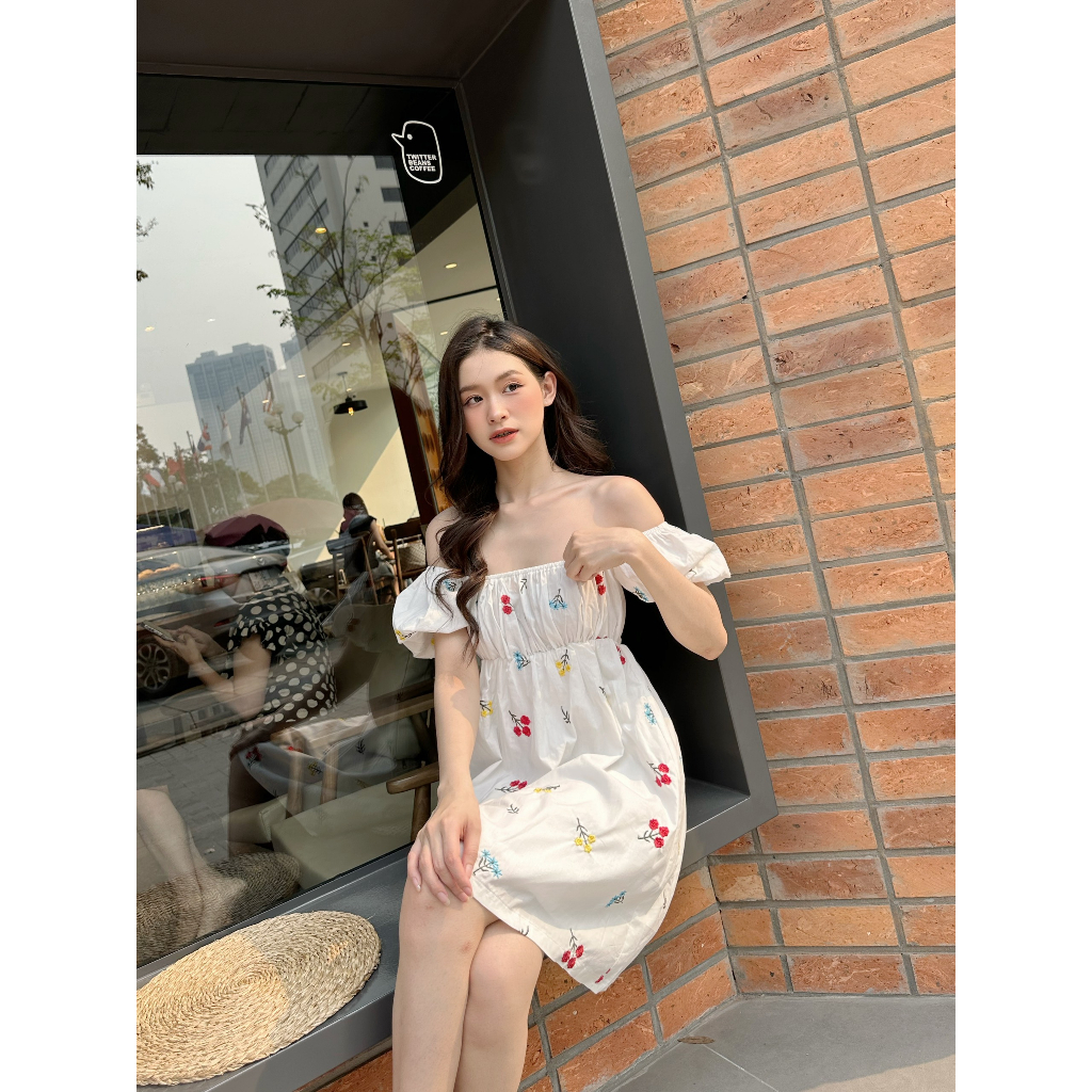 YU CHERRY | Đầm trễ vai nữ họa tiết hoa mặc được 2 kiểu Ordinary Floral Dress YD170