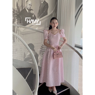 Đầm Gấm Dài Yếm