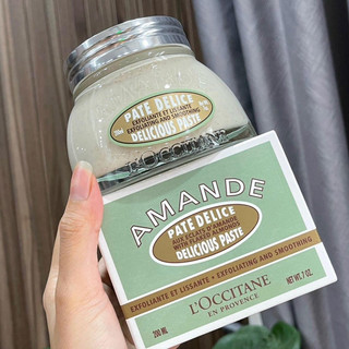 Kem tẩy tế bào chết hạnh nhân L'Occitane Amande Pate Delice Exfoliating And Smoothing Delicious Paste 200ml