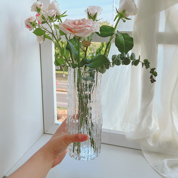 Lọ hoa thủy tinh sang trọng gudecor , bình hoa decor phòng ngủ và trang trí phòng khách cao cấp