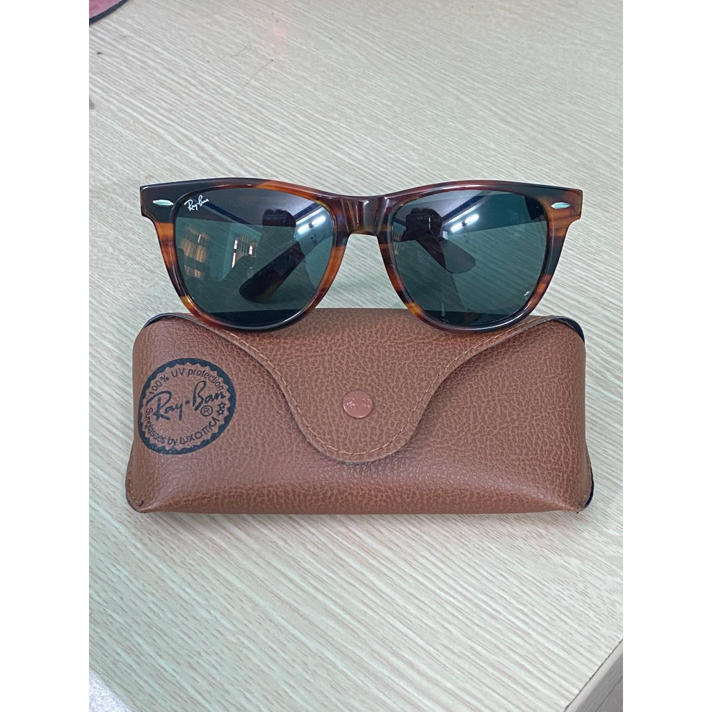 Kính rayban wayfarer của Ý, 2nd, tròng thủy tinh màu xanh, gọng nhựa vân gỗ, thời trang nam nữ. đi du lịch biển. ảnhthật