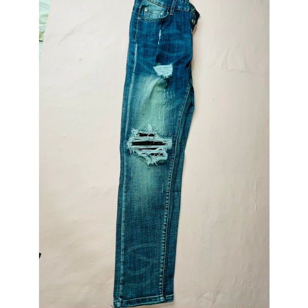 Quần jean bò nam skinny Amiri likeauth xanh thẫm mài rách xù đùi gối vá da nhăn gân đen cứng 4 cúc ống xếp sóng