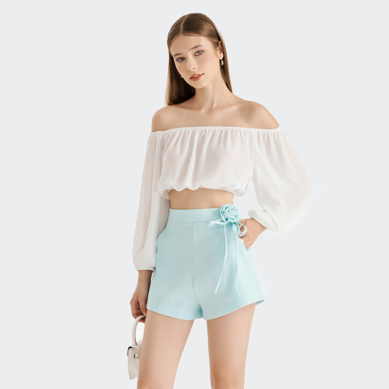 Quần short MARC FASHION  2 túi đính hoa - FALH040523