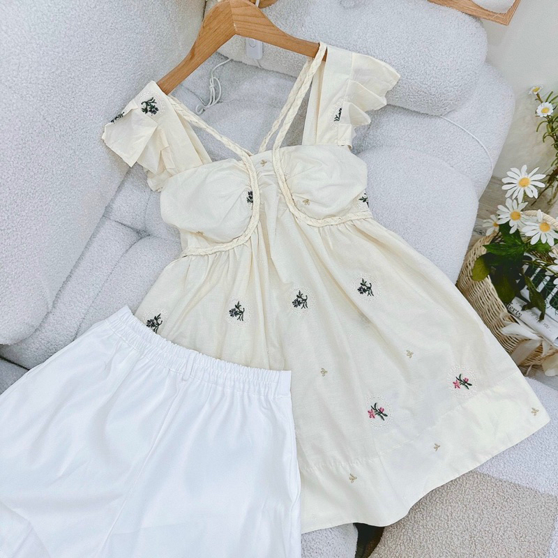 Áo xô thêu baby doll tay tiên đan tết + quần short