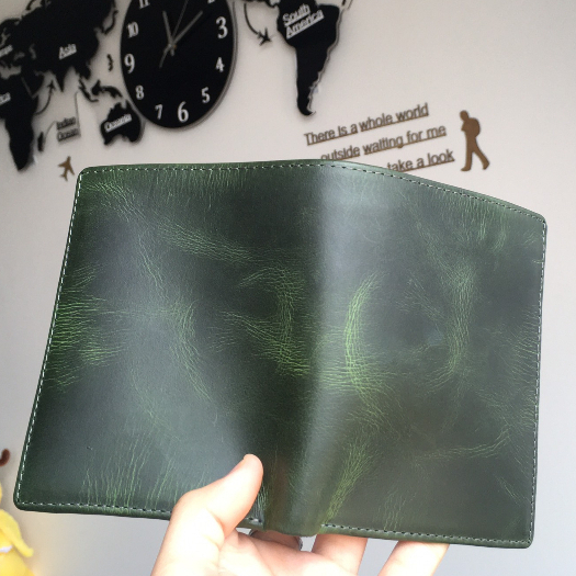 VÍ DA BÒ PULLUP HIỆU ỨNG ĐỔI MÀU - RÊU, VÍ DỌC 9,5X12CM -THƯƠNG HIỆU UMBO