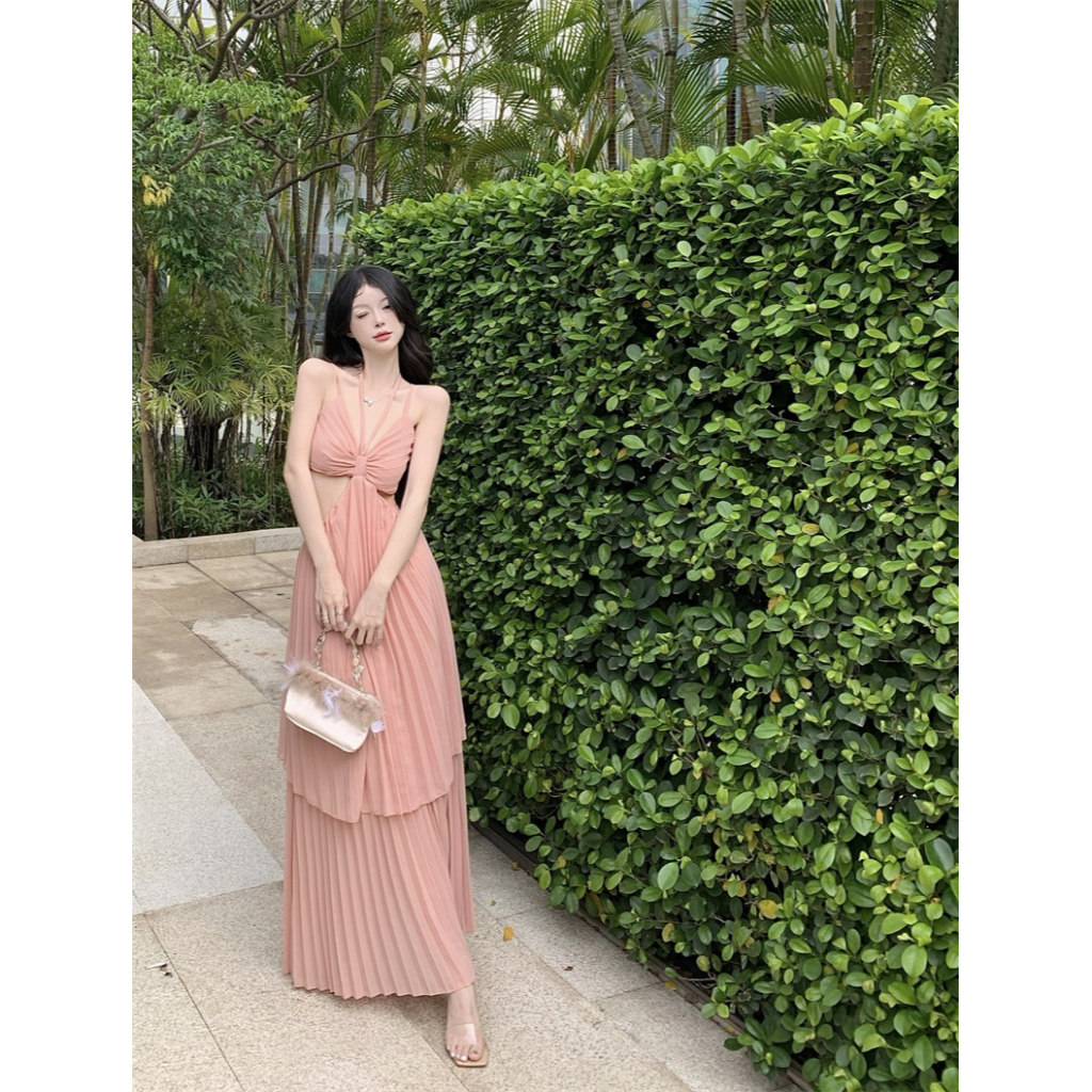 (ORDER) Váy hai dây cúp ngực khoét eo hở lưng đan dây xòe dài xếp ly maxi sang trọng tiểu thư đi biển mùa hè