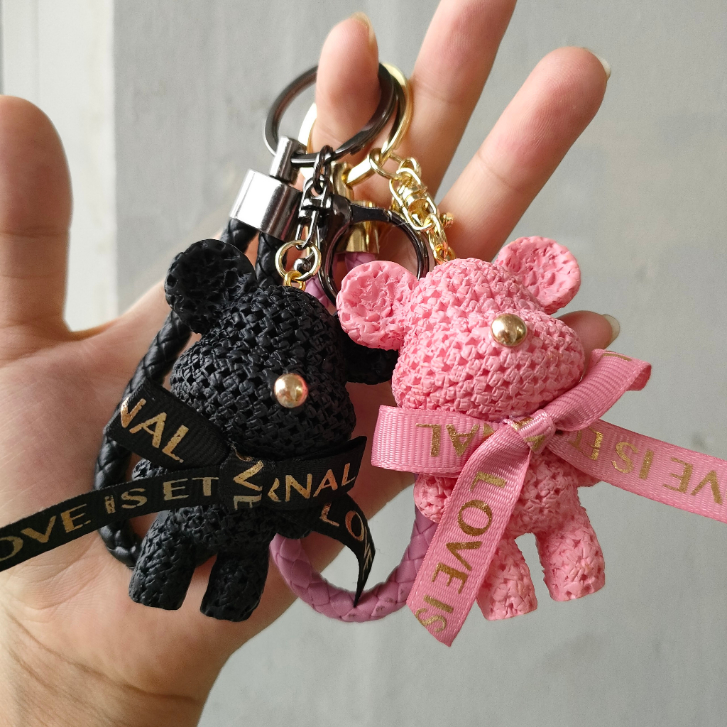 Móc khóa gấu bearbrick chất liệu silicon nhiều mẫu, móc cài cho balo, túi xách, chìa khóa