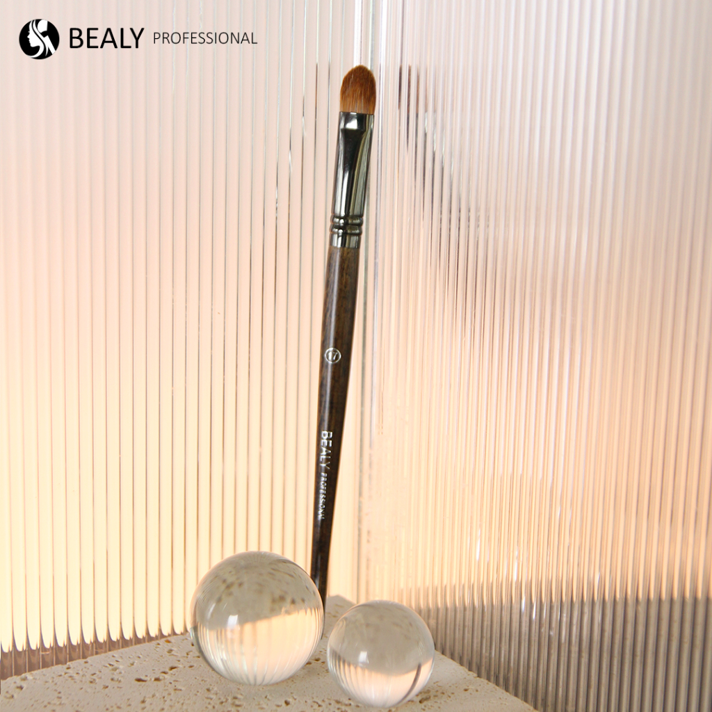 Cọ Tán Kem Nền/ Che Khuyết Điểm Bealy LT26C- NO.17