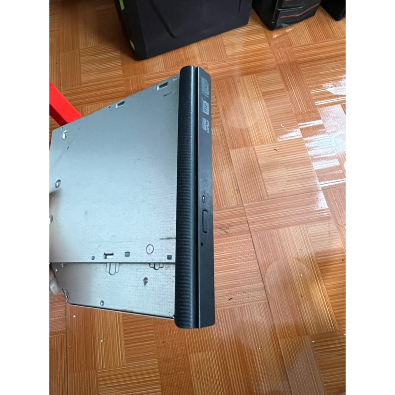 Full bộ vỏ laptop dell n4050 cũ dùng tạm ko vỡ hỏng gì