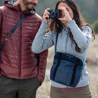 Túi đeo chéo Peak Design Field Pouch V2