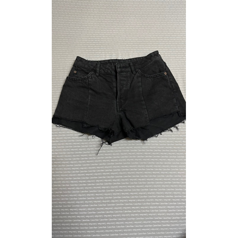 Quần jeans short đen H&M (hàng auth)
