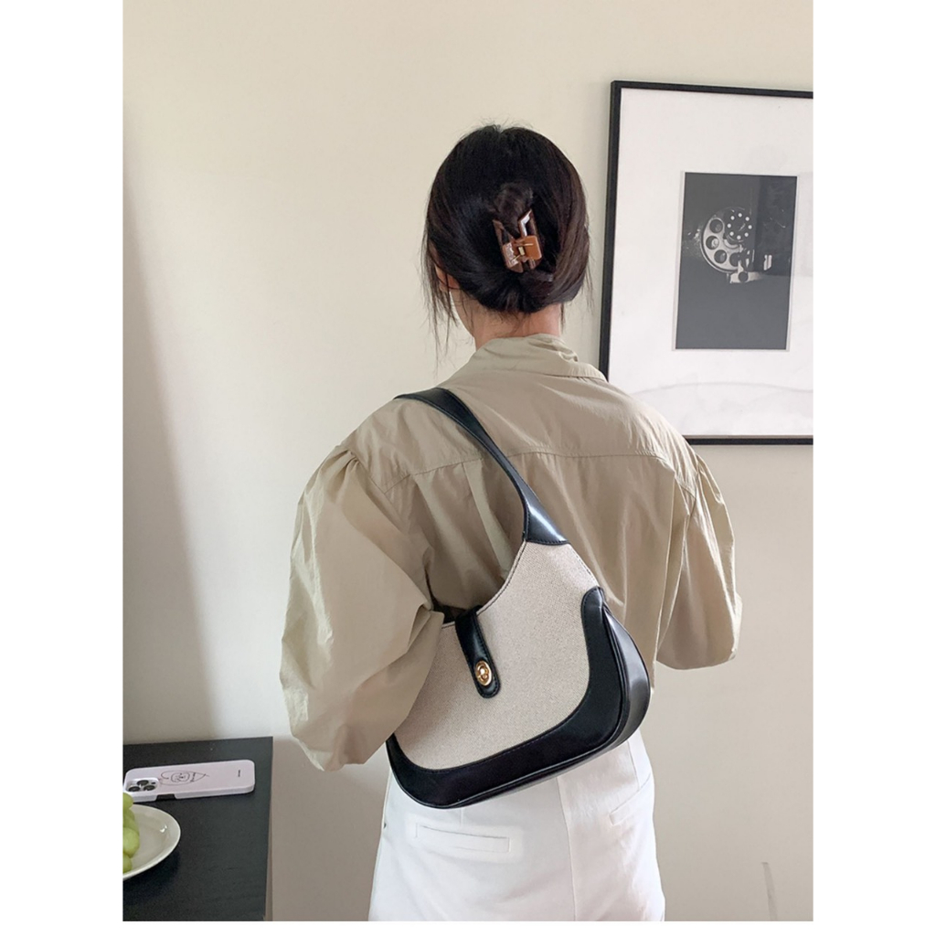 Túi xách nữ đeo vai kẹp nách Ceelyn vải canvas khâu tương phản retro thời thượng mẫu mới 2023 size 26 DT105