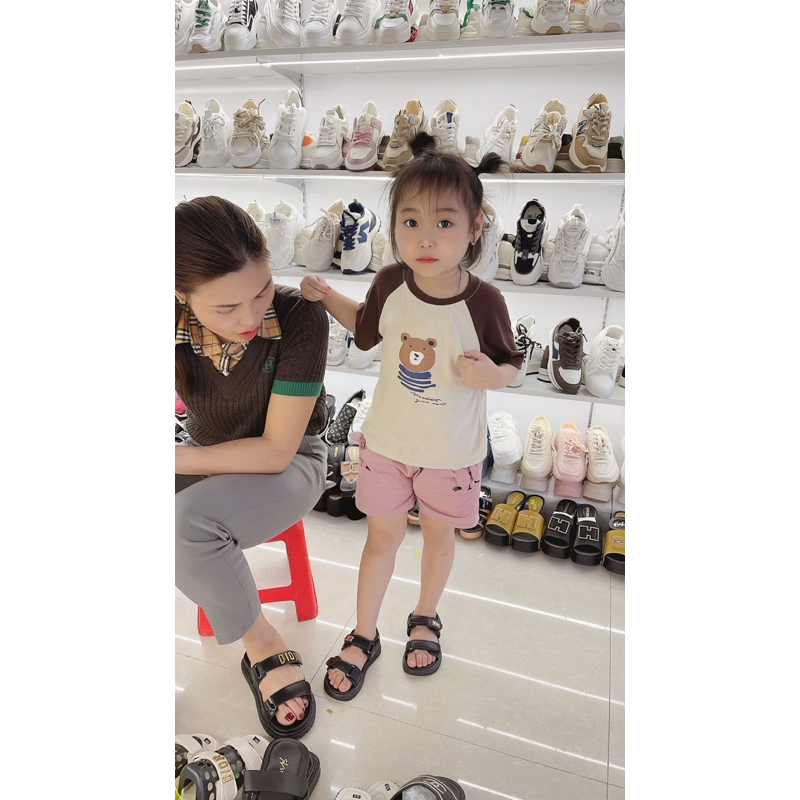 sandal dior cho bé, ảnh khách và dép shop tự chụp