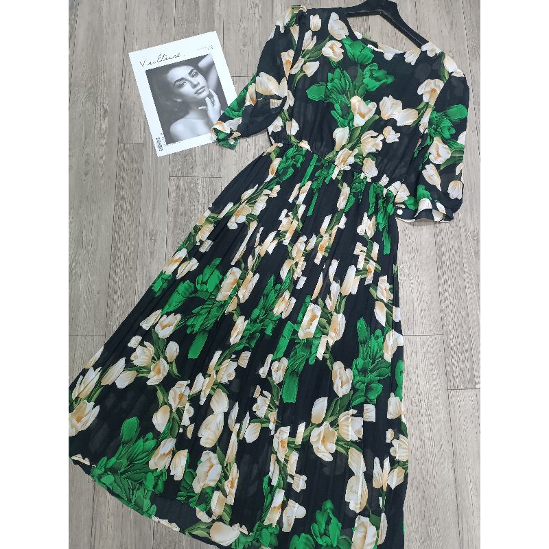 Đầm maxi dập ly hoa tay lỡ