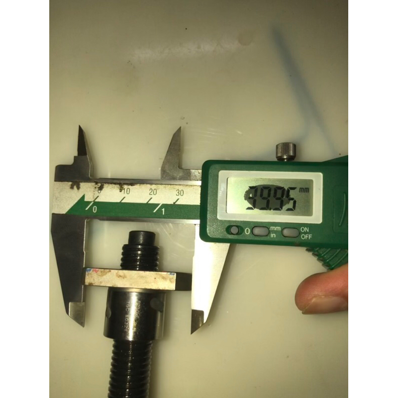 Trục vít me bi  phi 14 bước 2 thk.