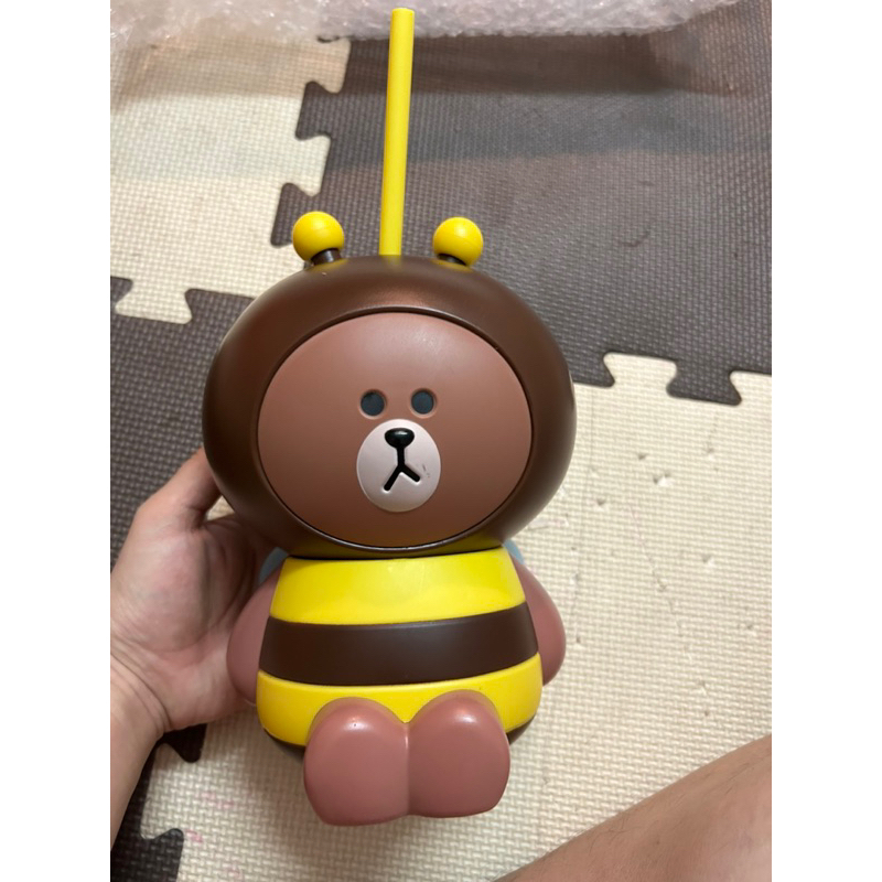 Bình nước Ong Buzzy Brown ( Jungle Brown ) CGV