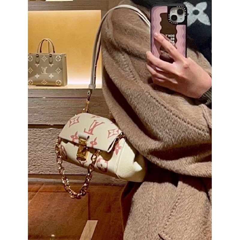 Túi xách nữ LV Monogran sz24x14cm đẹp từ chất da đến phụ kiện xinh xỉu luôn