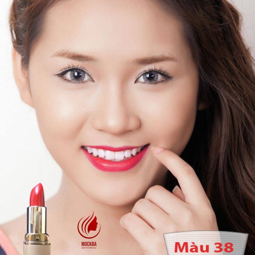 Son môi lì Firin Professional của Nga giúp dưỡng ẩm da, làm mềm môi, mang đến cảm giác thoải mái dễ chịu cho người dùng