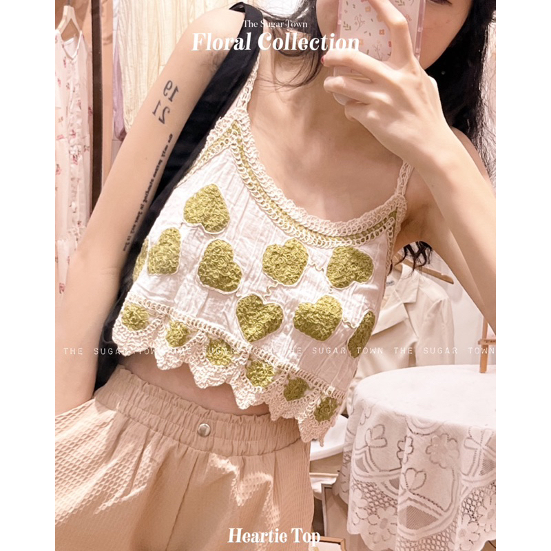 Áo hai dây vải thô Heartie Top SugarTown