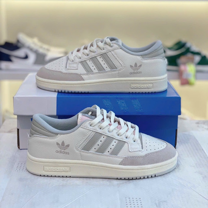 Giày sneaker forum thấp cổ kem nhạt