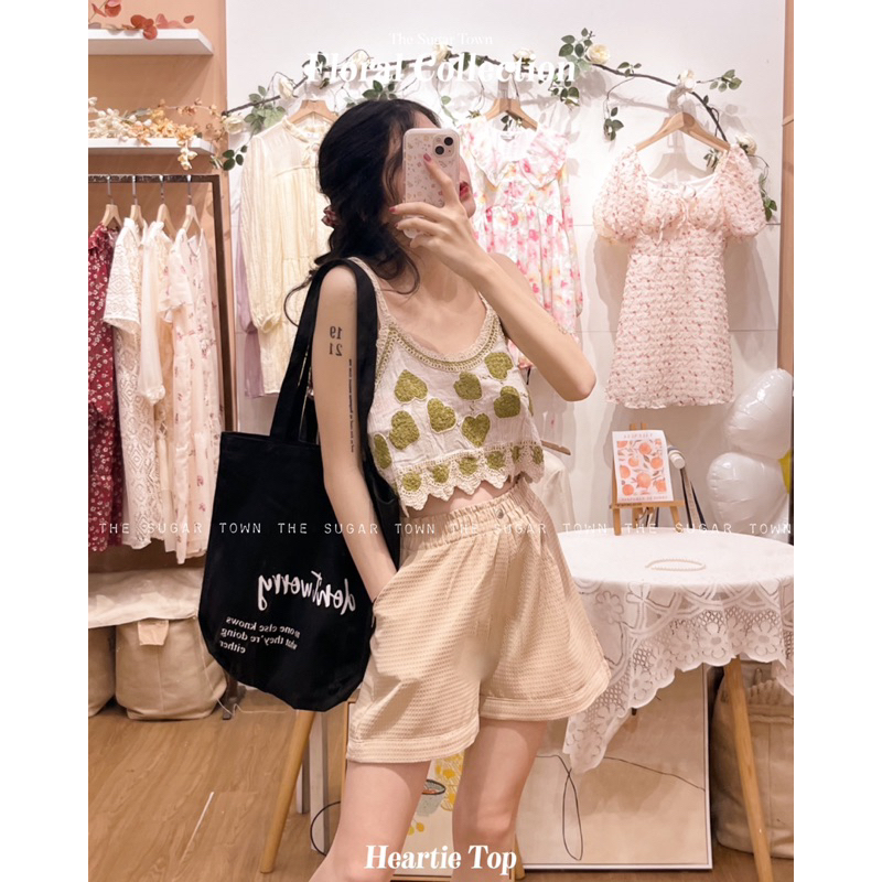 Áo hai dây vải thô Heartie Top SugarTown