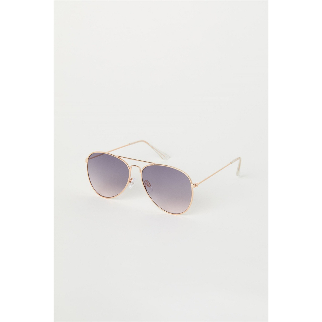 Kính  đi du lịch