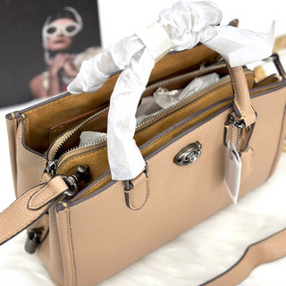 Túi Coach màu be siêu xịn