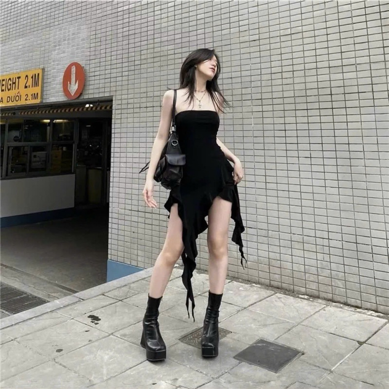 Đầm body dáng dài tua rua TIBU Áo ống cúp ngực lạ mắt sang chảnh siêu hot trend 2023