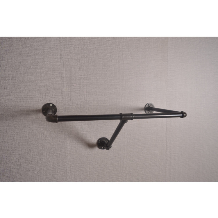 Giá treo quần áo bằng ông nước - Decor ống nước