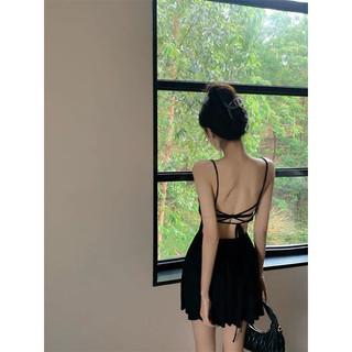 Đầm body hai dây dáng V xẻ đùi dáng xoè đan dây lưng