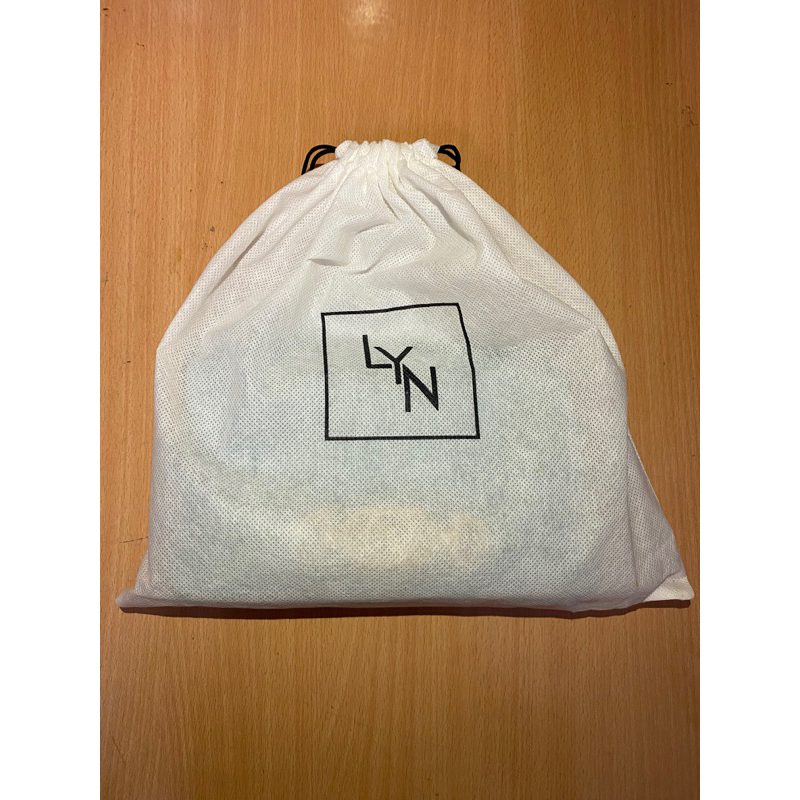 Túi Cầm Tay Quai Xách L.y.n