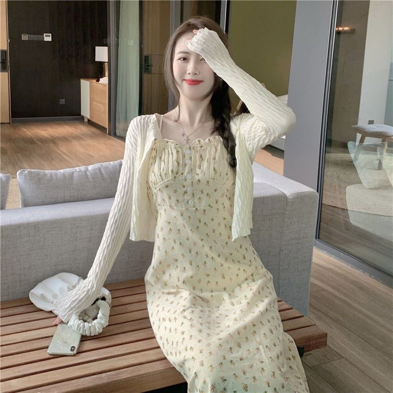 Váy Hai Dây Hoa Nhí- Áo Khoác Cardigan Mỏng Phong Cách Hàn Quốc