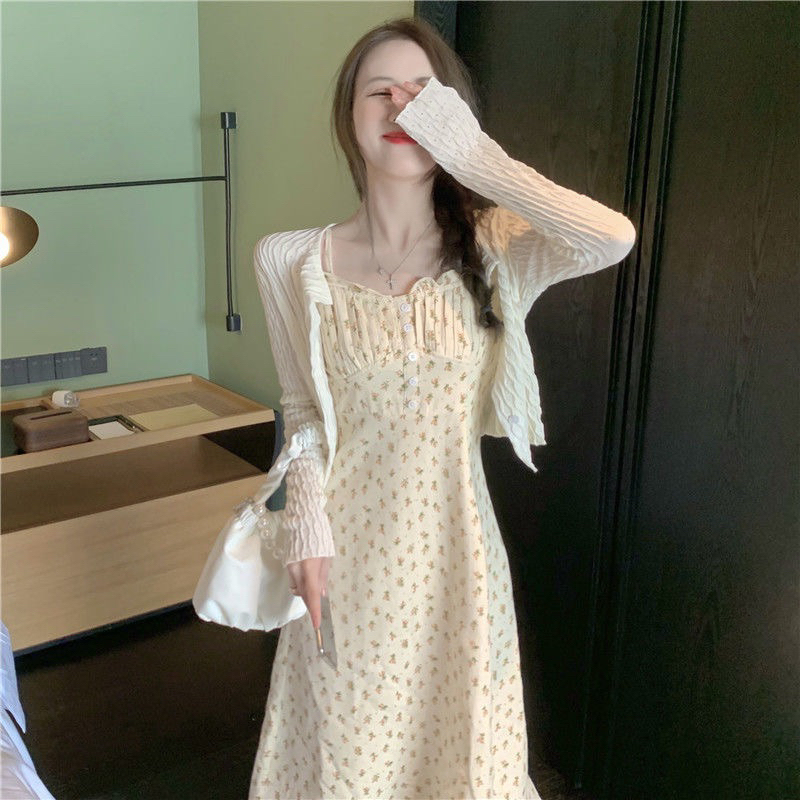 Váy Hai Dây Hoa Nhí- Áo Khoác Cardigan Mỏng Phong Cách Hàn Quốc
