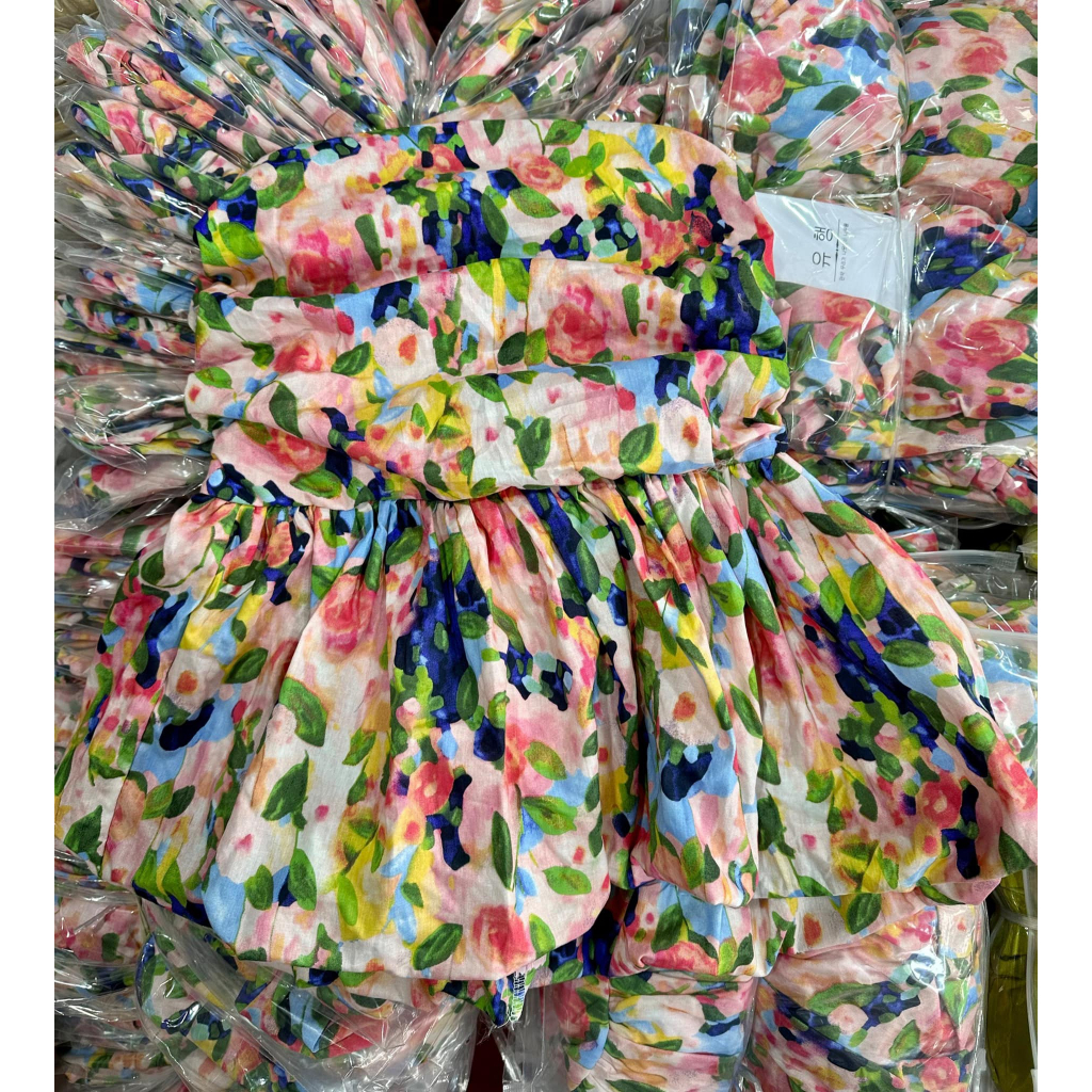 Áo thô quây hoa phồng ôm eo mới