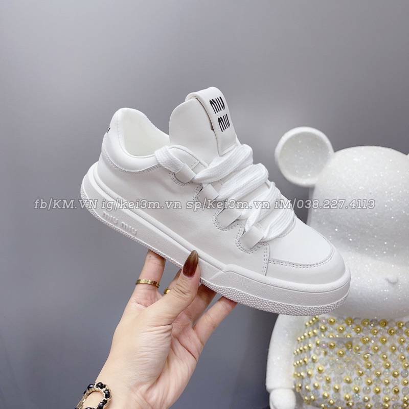 Giày thể thao MIUMIU trắng 2023