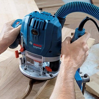 Máy phay gỗ bosch gof 130/1300w